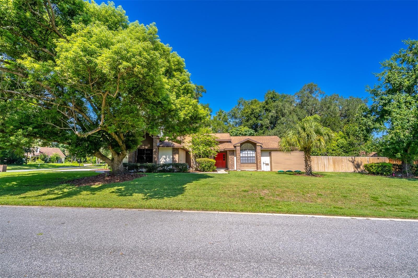 Photo of 935 PINE SHADOW DRIVE APOPKA FL 32712