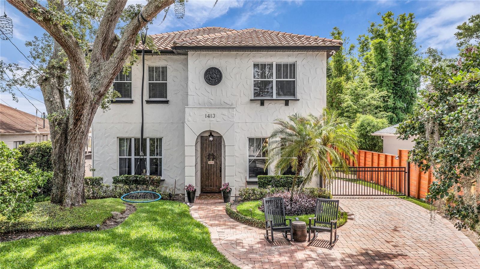 Photo of 1413 OSCEOLA COURT ORLANDO FL 32806