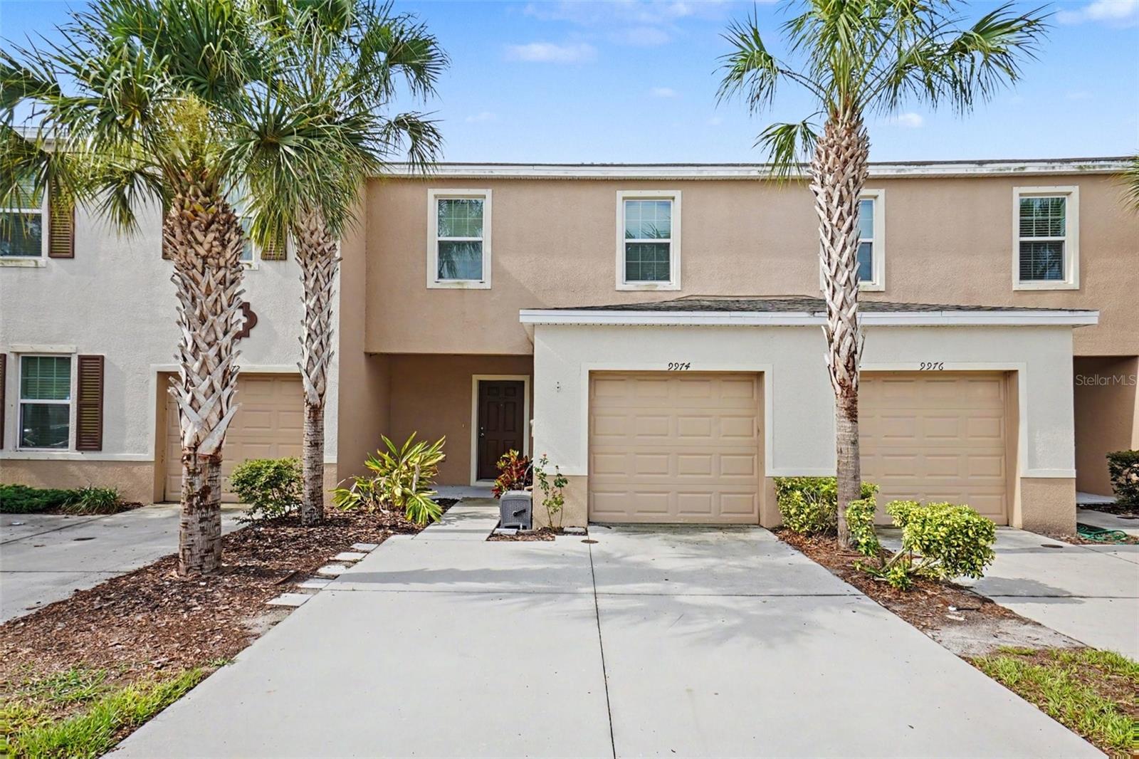 Photo of 9974 HOUND CHASE DRIVE GIBSONTON FL 33534