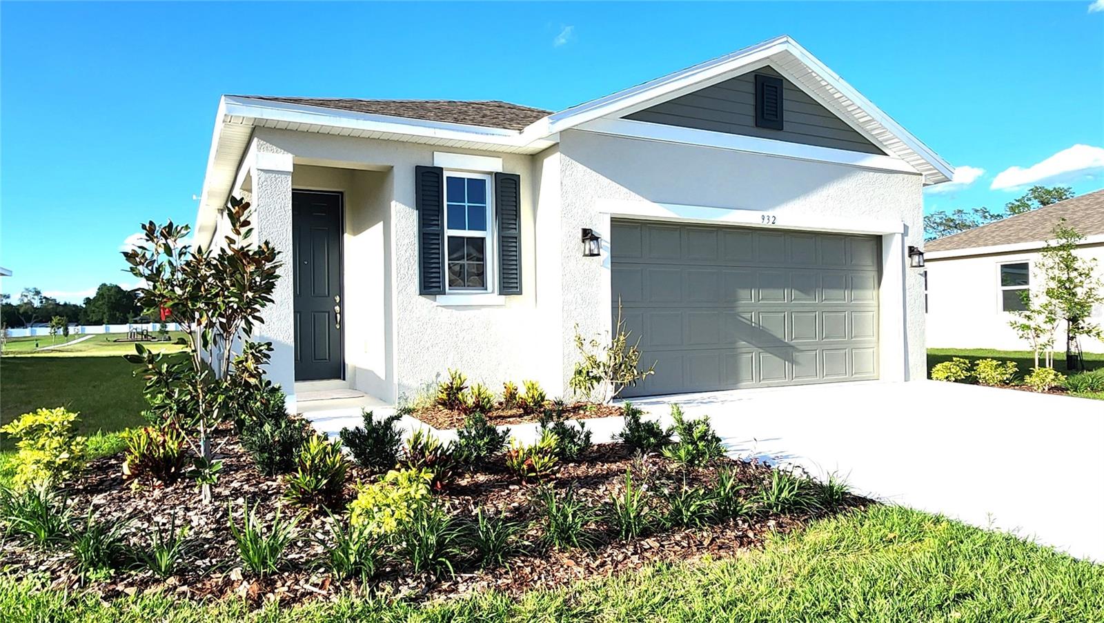 Photo of 932 BLUE CREEK DRIVE HAINES CITY FL 33844