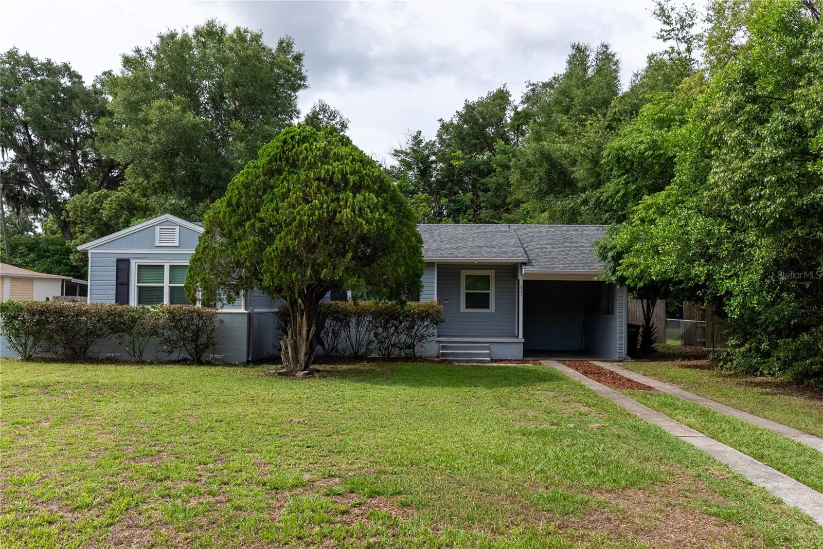 Photo of 823 CATALINA DRIVE SANFORD FL 32771