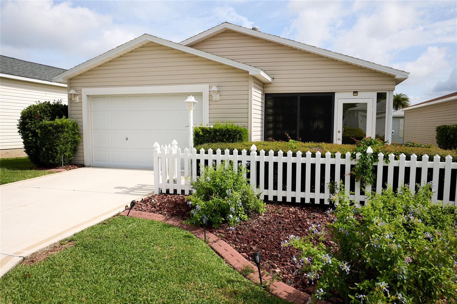 Photo of 2331 RILEY ROAD THE VILLAGES FL 32162