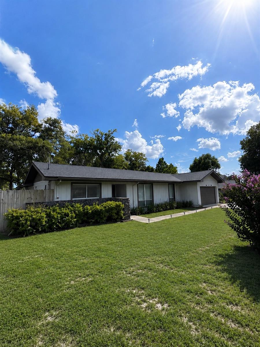 Photo of 2746 MENDELIN STREET APOPKA FL 32703