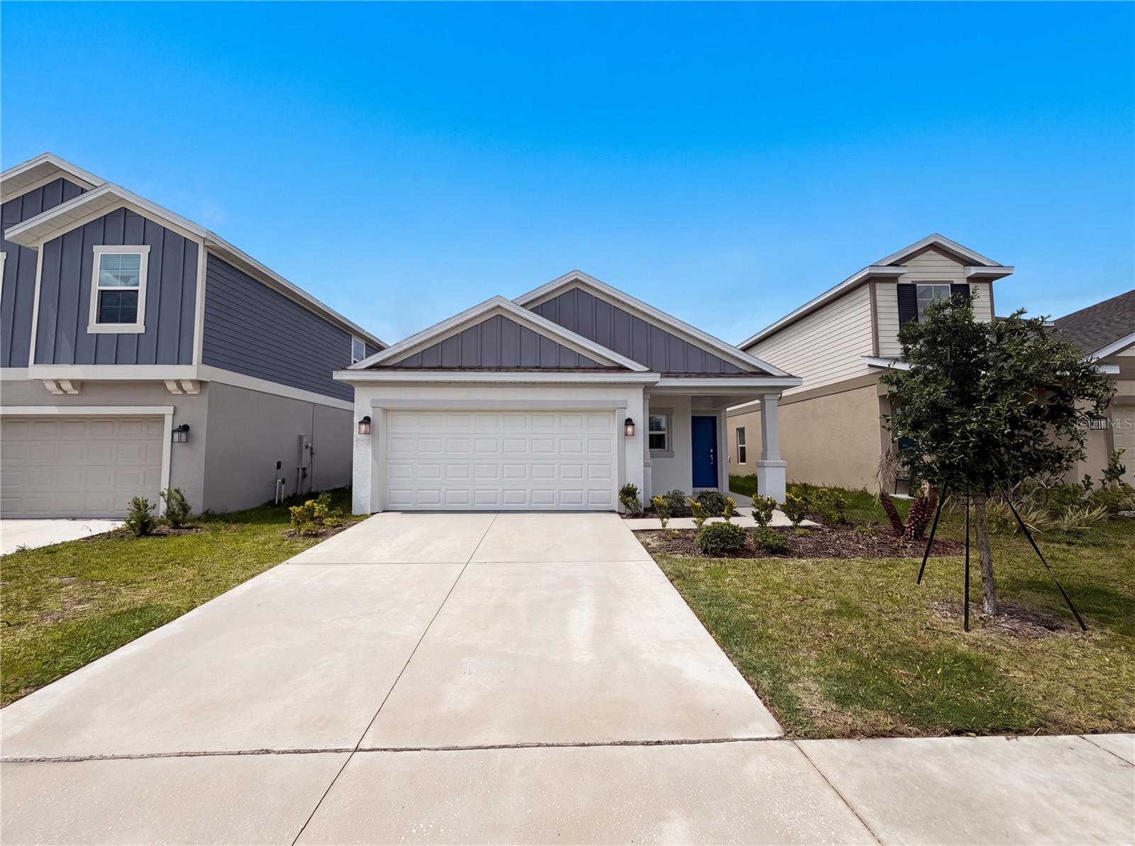 Photo of 2307 BURNEY FALLS LANE DAVENPORT FL 33837