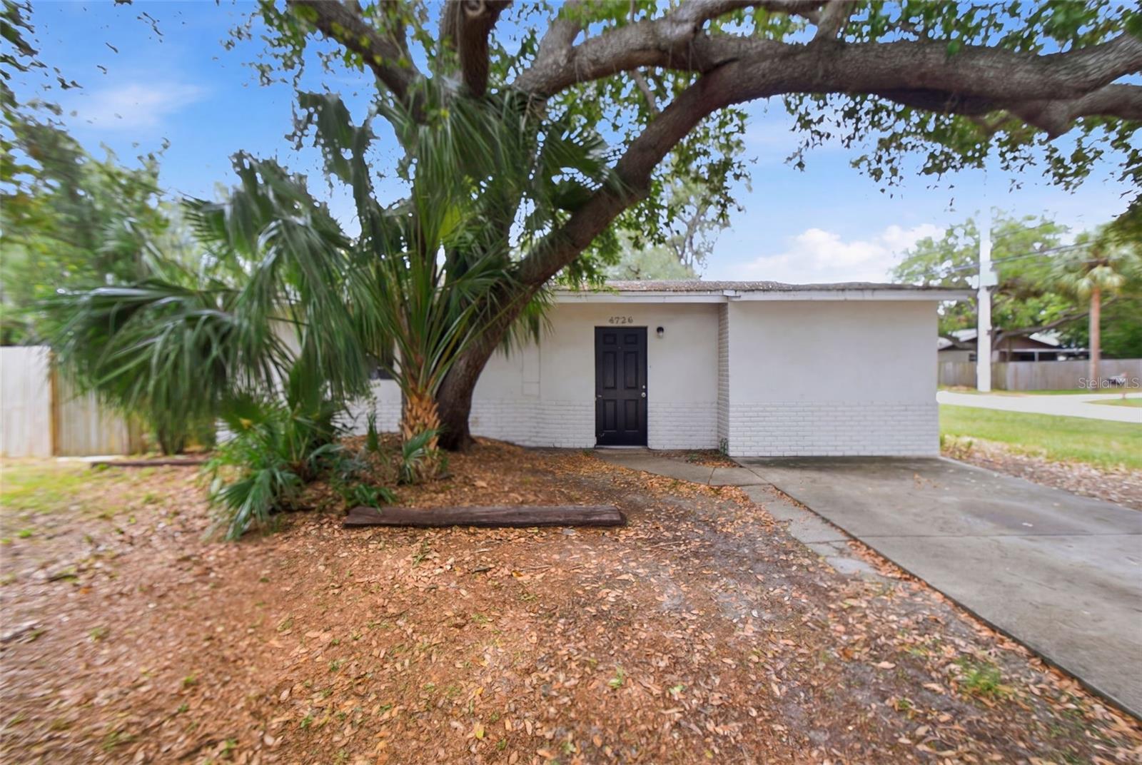 Photo of 6726 S DAUPHIN AVENUE TAMPA FL 33611
