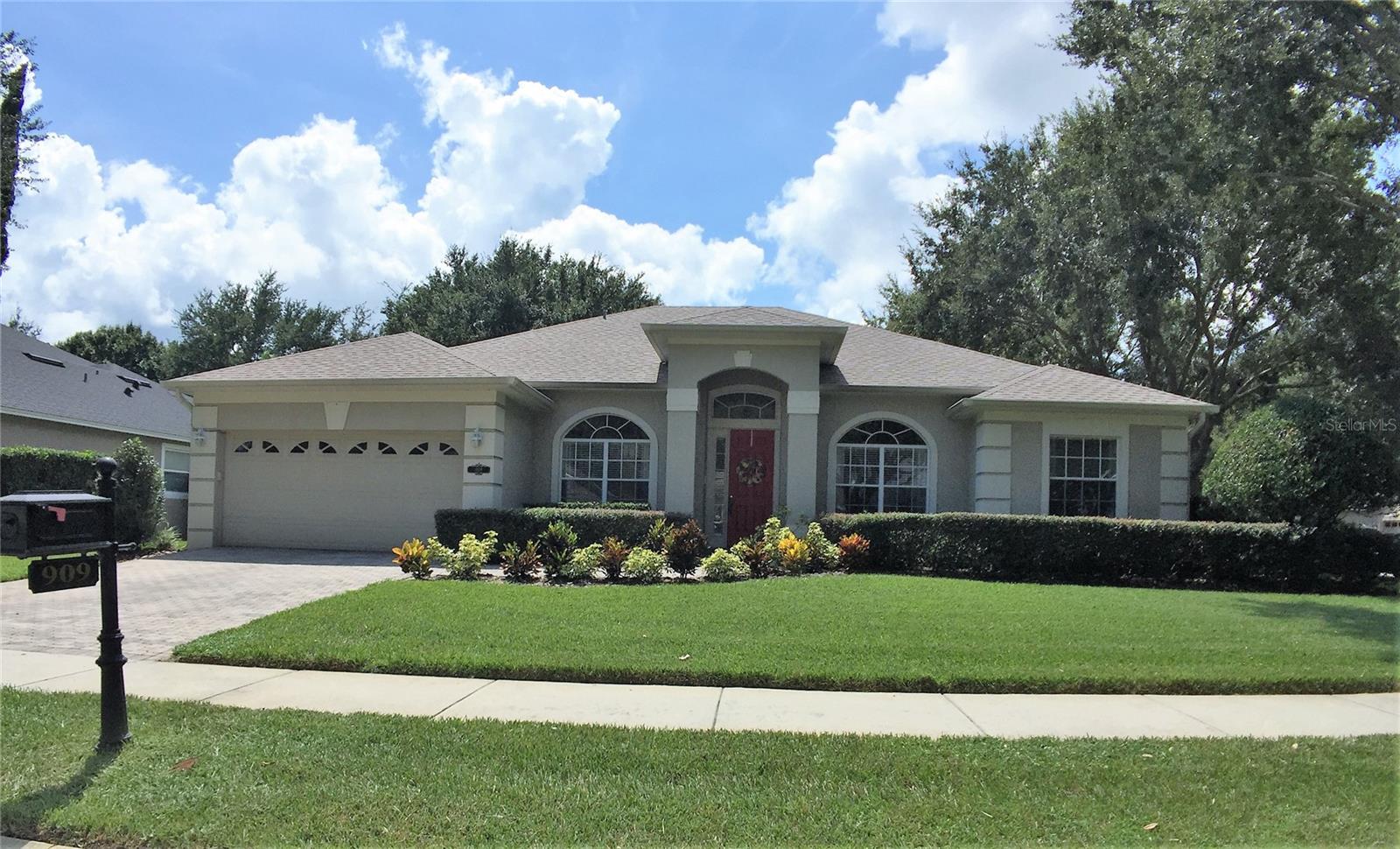 Photo of 909 ARBORMOOR PLACE LAKE MARY FL 32746