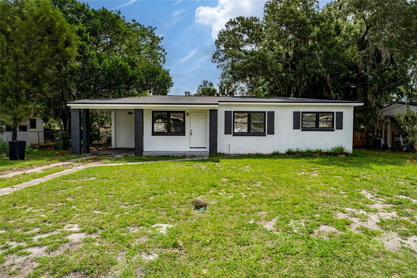 Photo of 1010 NEWMAN DRIVE LEESBURG FL 34748