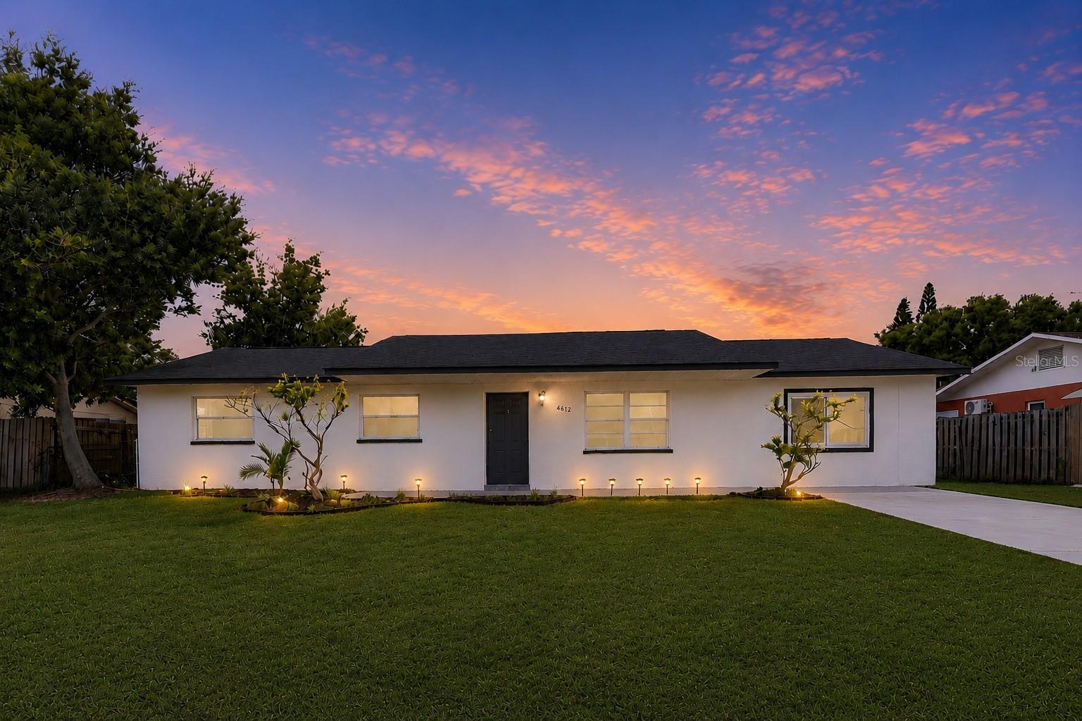 Photo of 412 59TH AVENUE DRIVE BRADENTON FL 34207