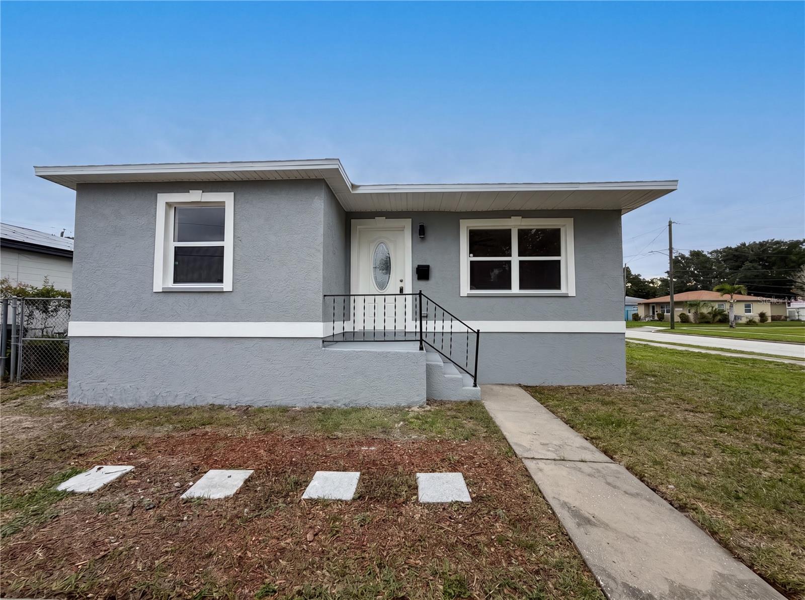 Photo of 845 40TH AVENUE ST PETERSBURG FL 33705