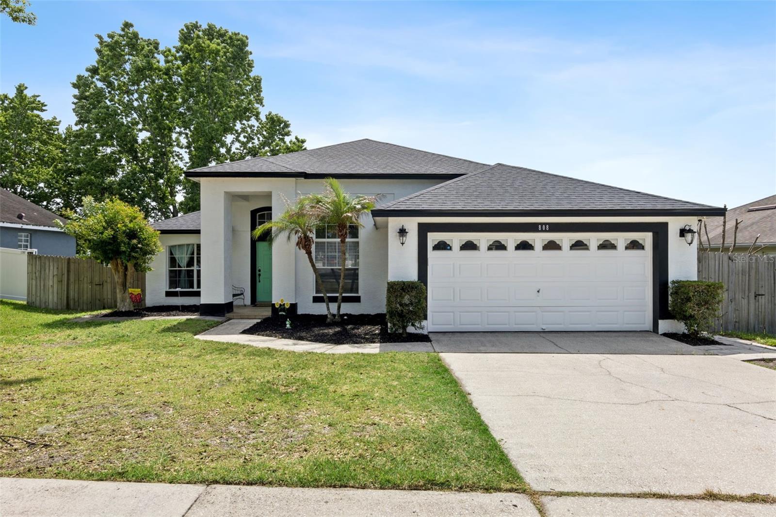 Photo of 808 LAKE JACKSON CIRCLE APOPKA FL 32703
