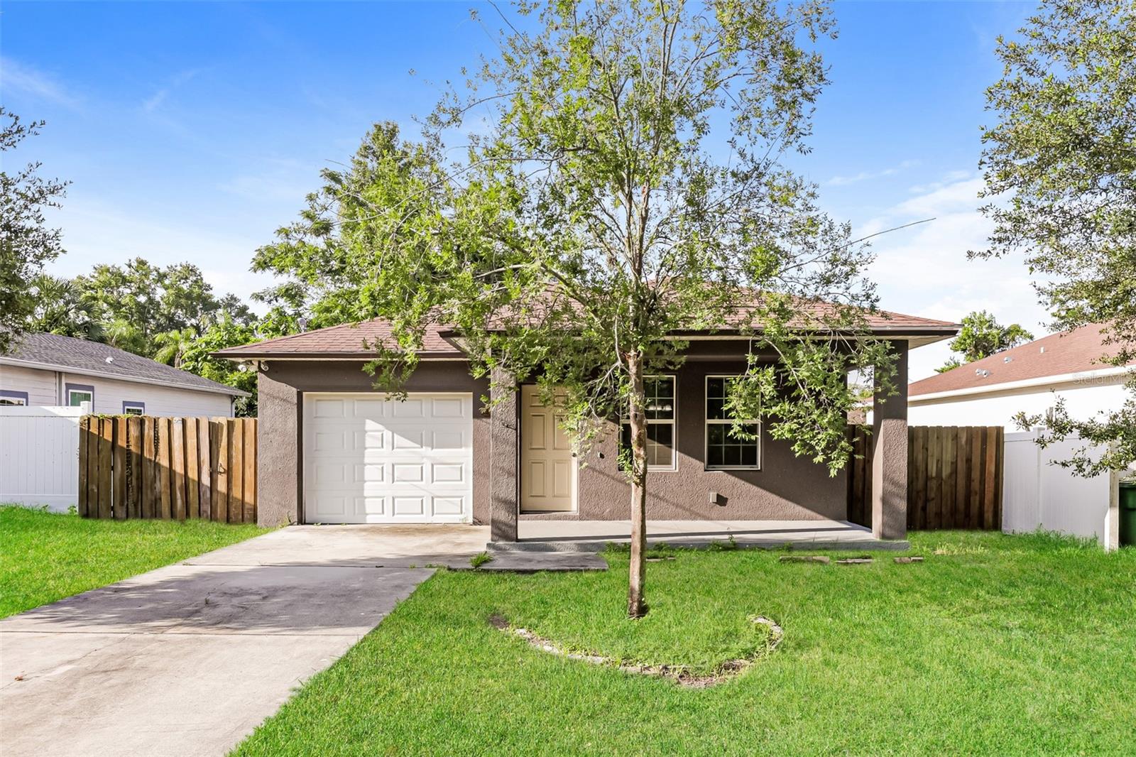 Photo of 1505 E CARACAS STREET TAMPA FL 33610