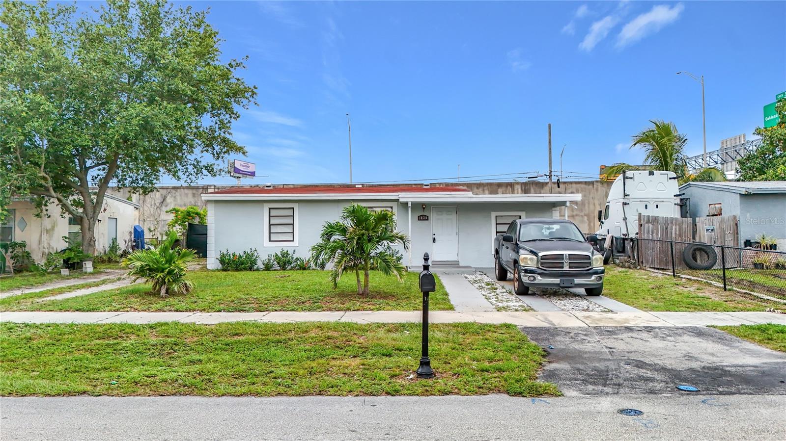 Photo of 1838 LAUDERDALE MANOR DRIVE FORT LAUDERDALE FL 33311