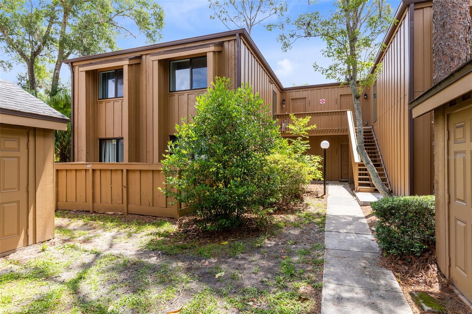 Photo of 267 CROWN OAKS WAY #267 LONGWOOD FL 32779