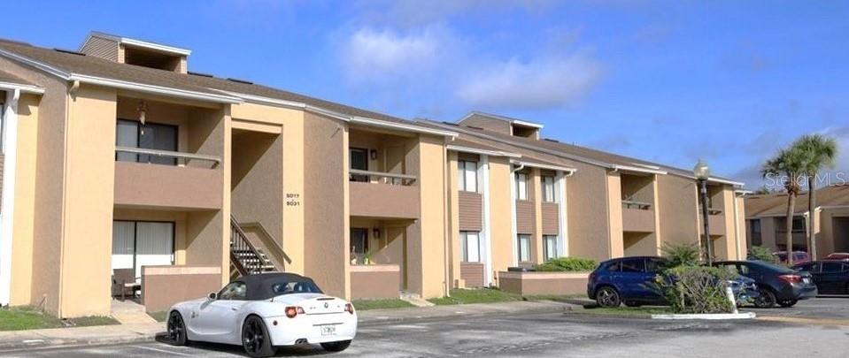 Photo of 5057 VINELAND ROAD #5057 ORLANDO FL 32811