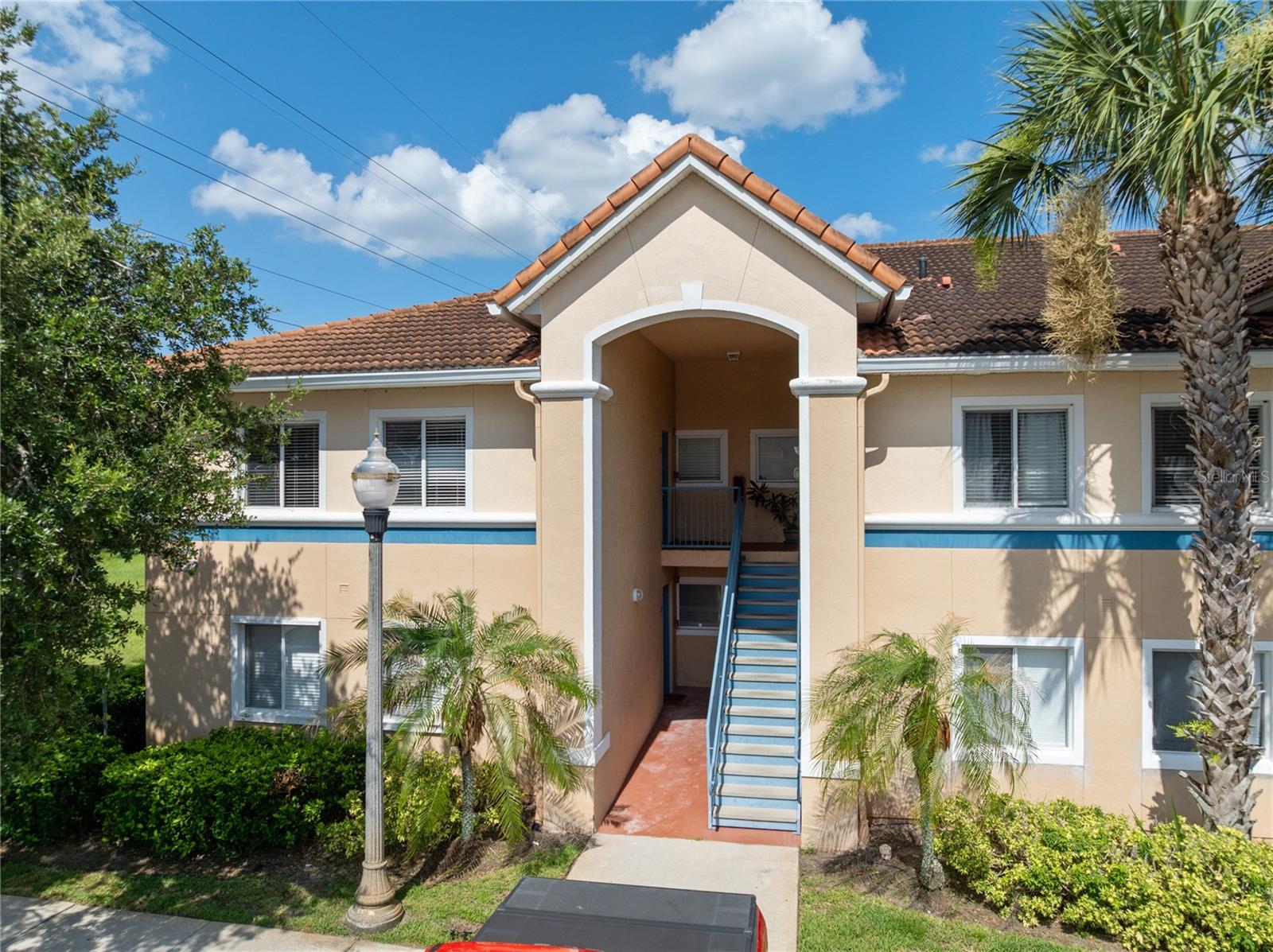 Photo of 522 VILLA DEL SOL CIRCLE #201 ORLANDO FL 32824