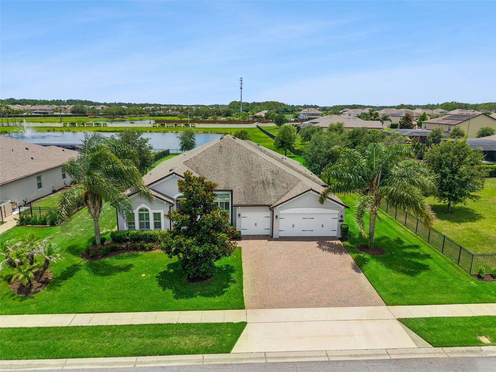 Photo of 17506 LAGODA LANE ORLANDO FL 32820