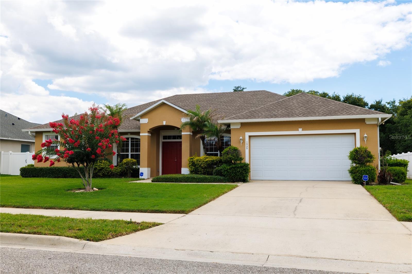 Photo of 1520 MISTFLOWER LANE WINTER GARDEN FL 34787