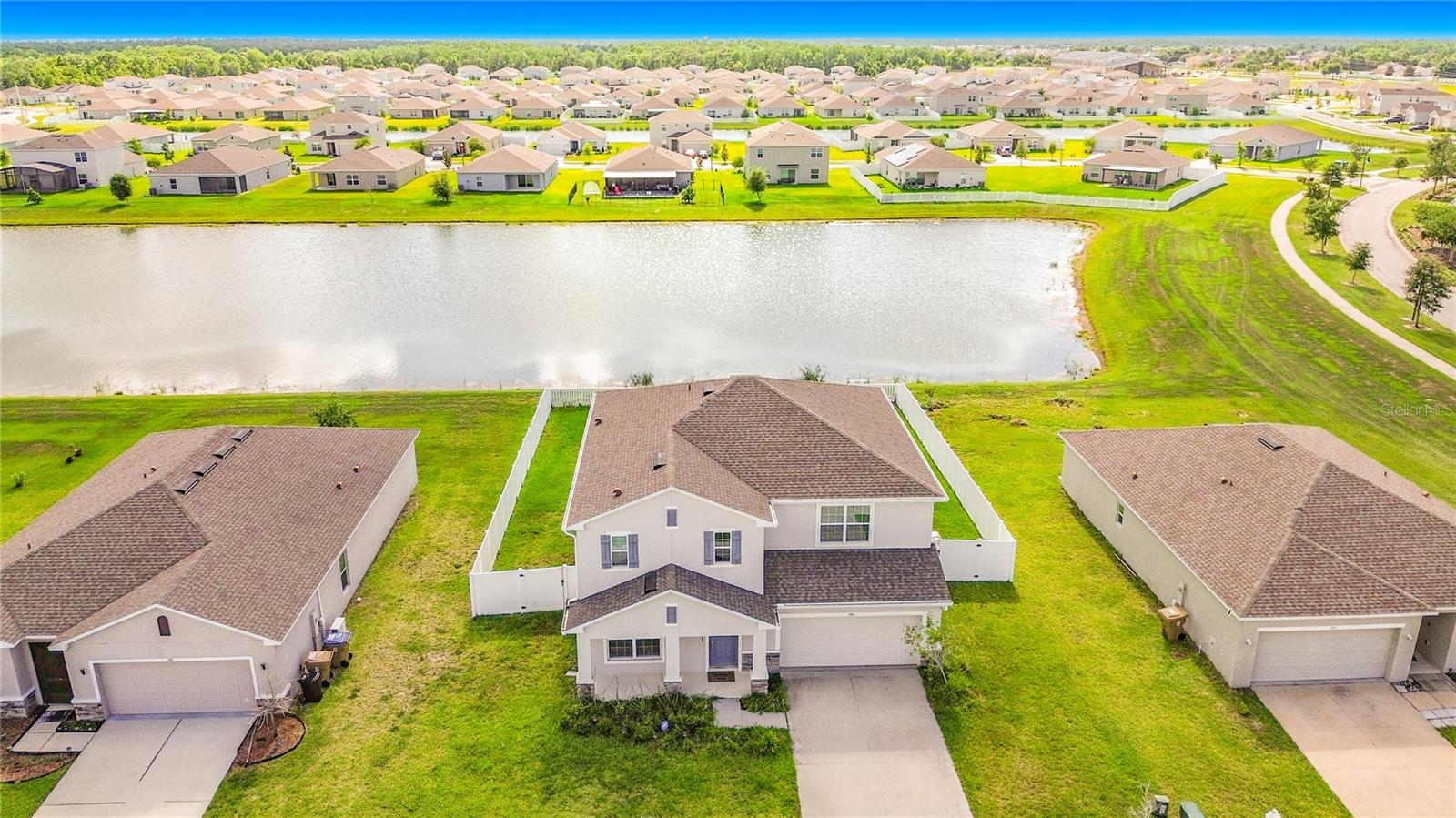 Photo of 246 ZIRCON ROAD KISSIMMEE FL 34758