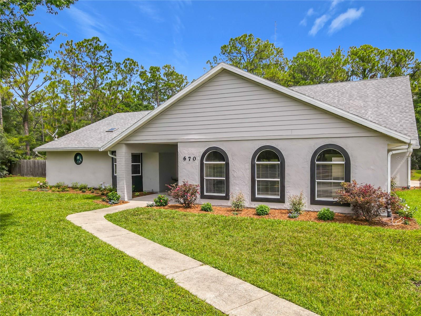 Photo of 670 GLEN CIRCLE NEW SMYRNA BEACH FL 32168