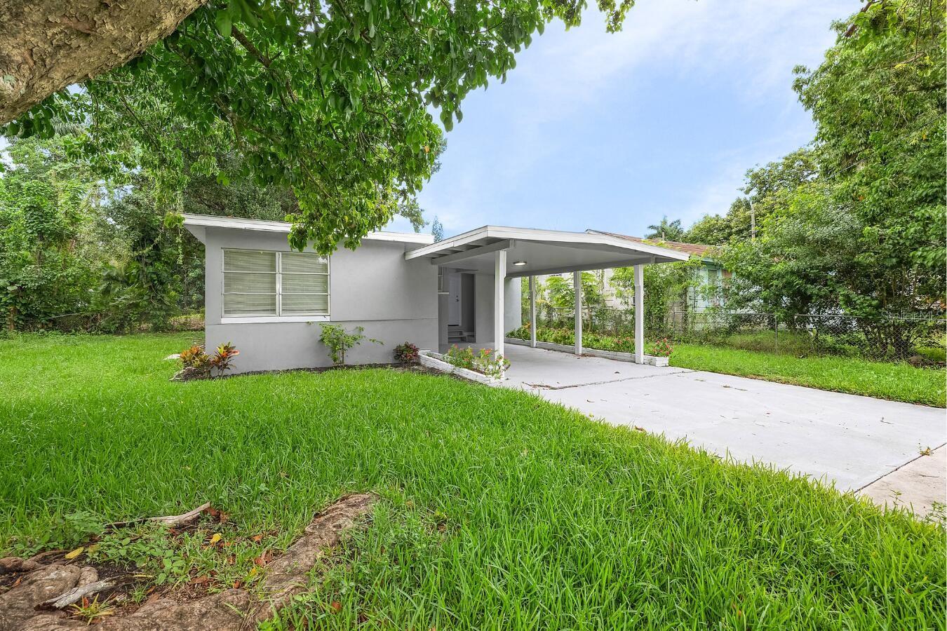 Photo of 57 CABANA AVENUE NORTH FORT MYERS FL 33903