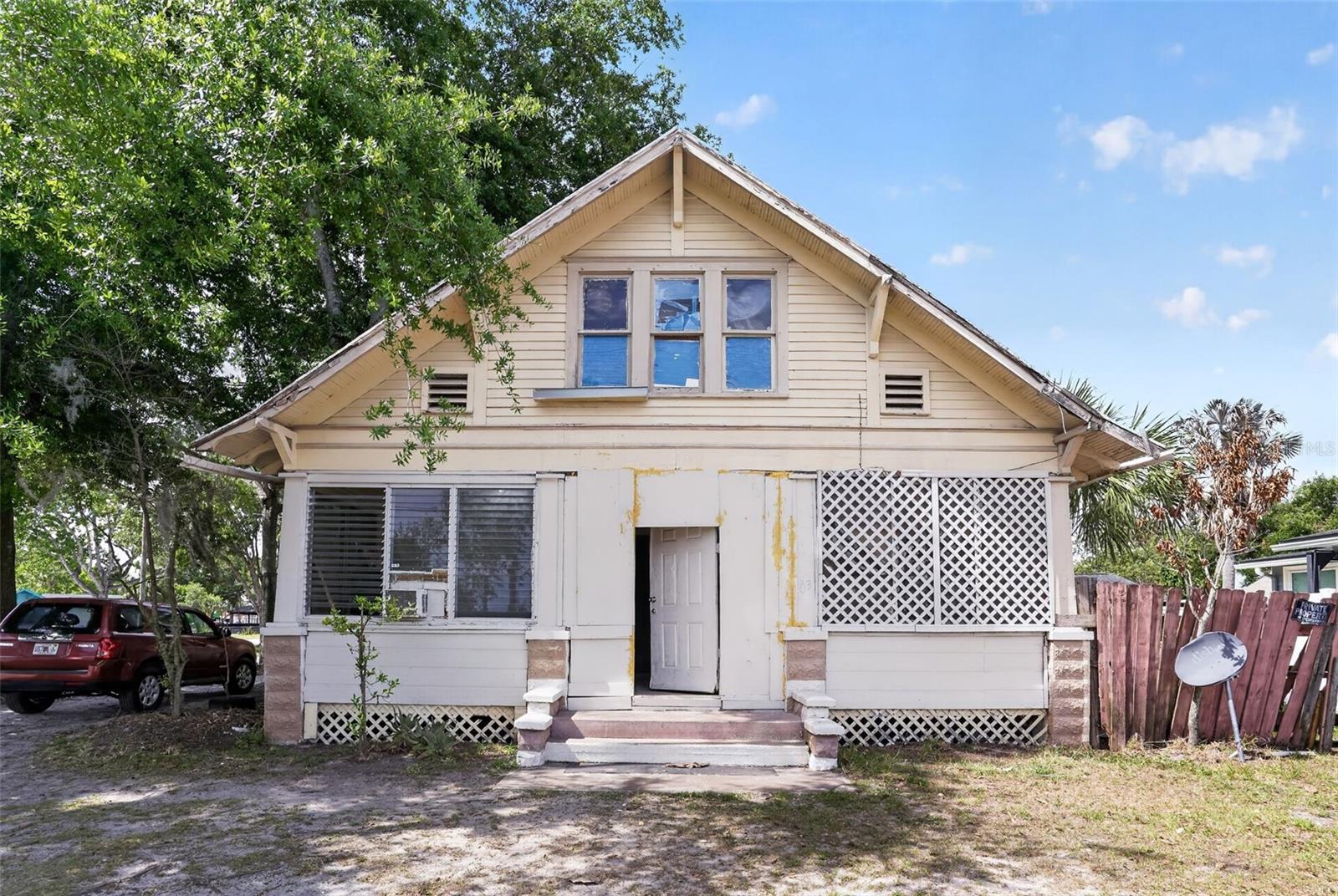 Photo of 103 E MAGNOLIA STREET KISSIMMEE FL 34744