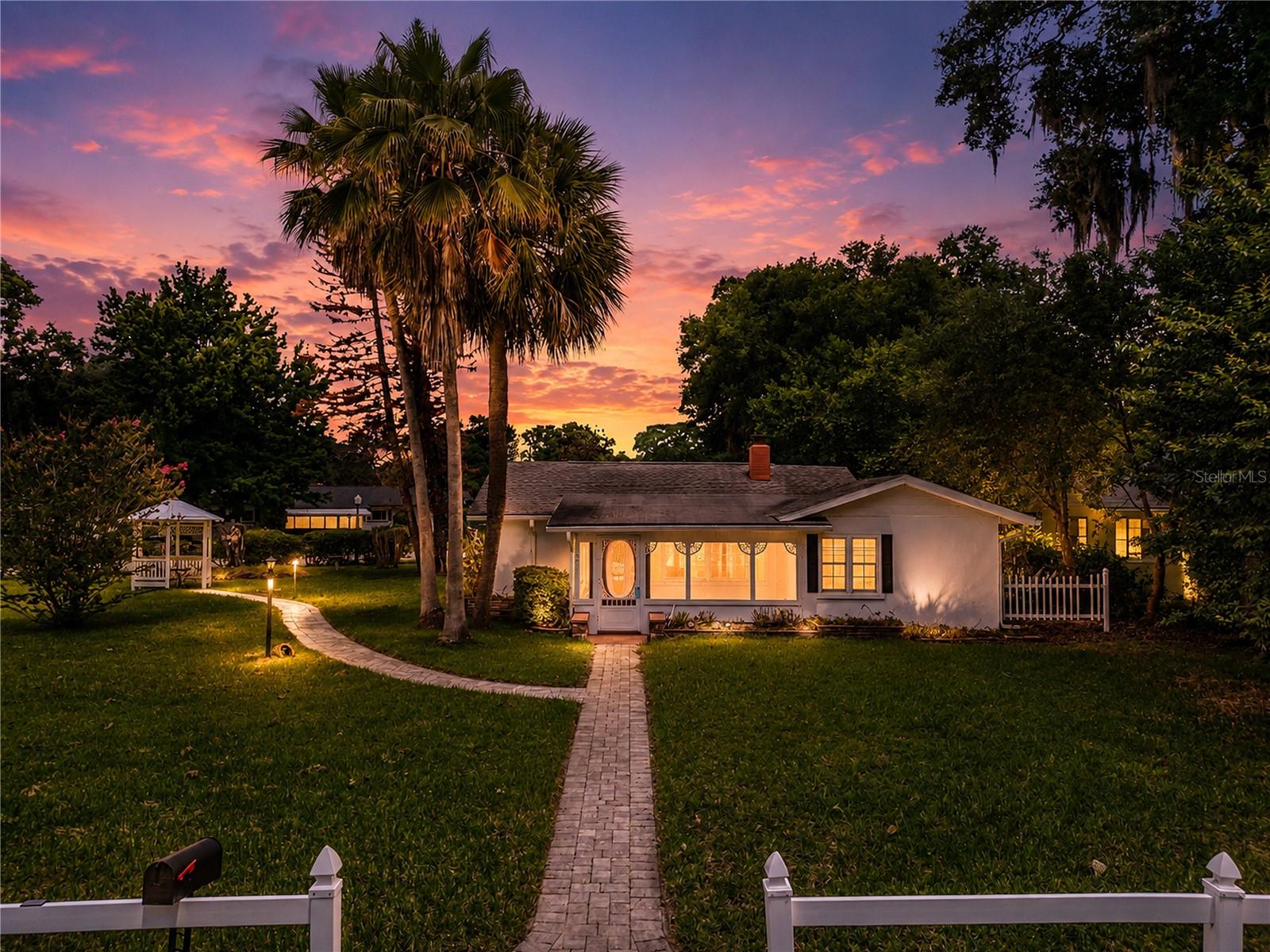 Photo of 1635 GERTRUDE PLACE MOUNT DORA FL 32757