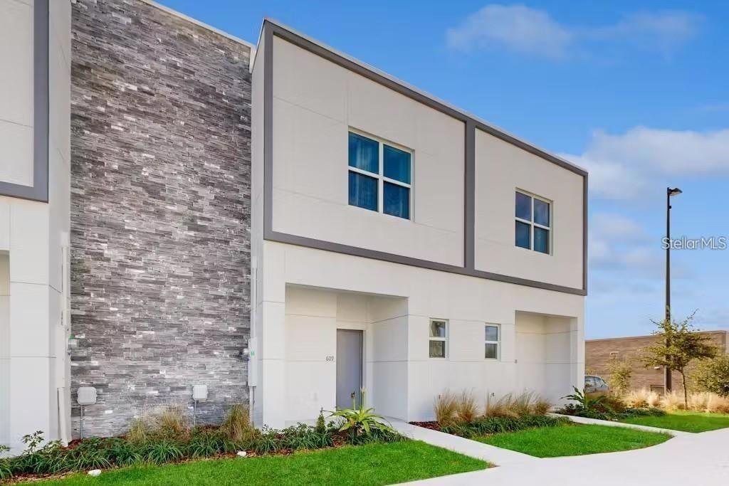 Photo of 609 TRIKOMO DRIVE DAVENPORT FL 33896