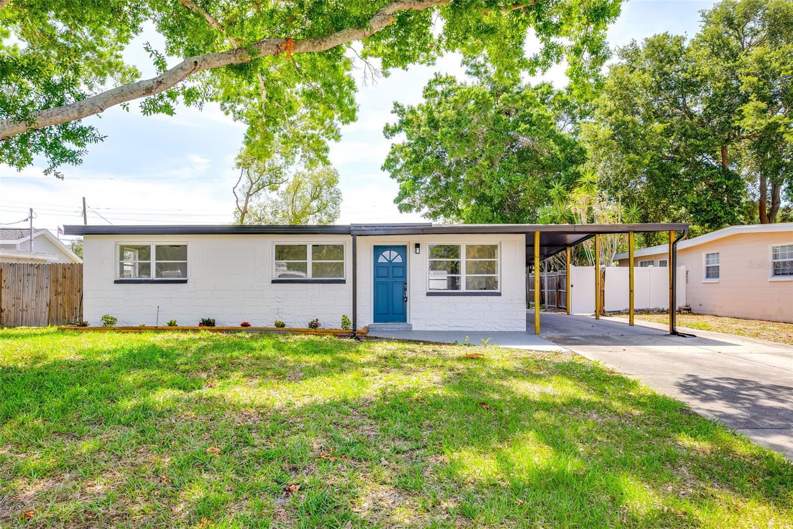 Photo of 9596 GROVELAND STREET SEMINOLE FL 33772