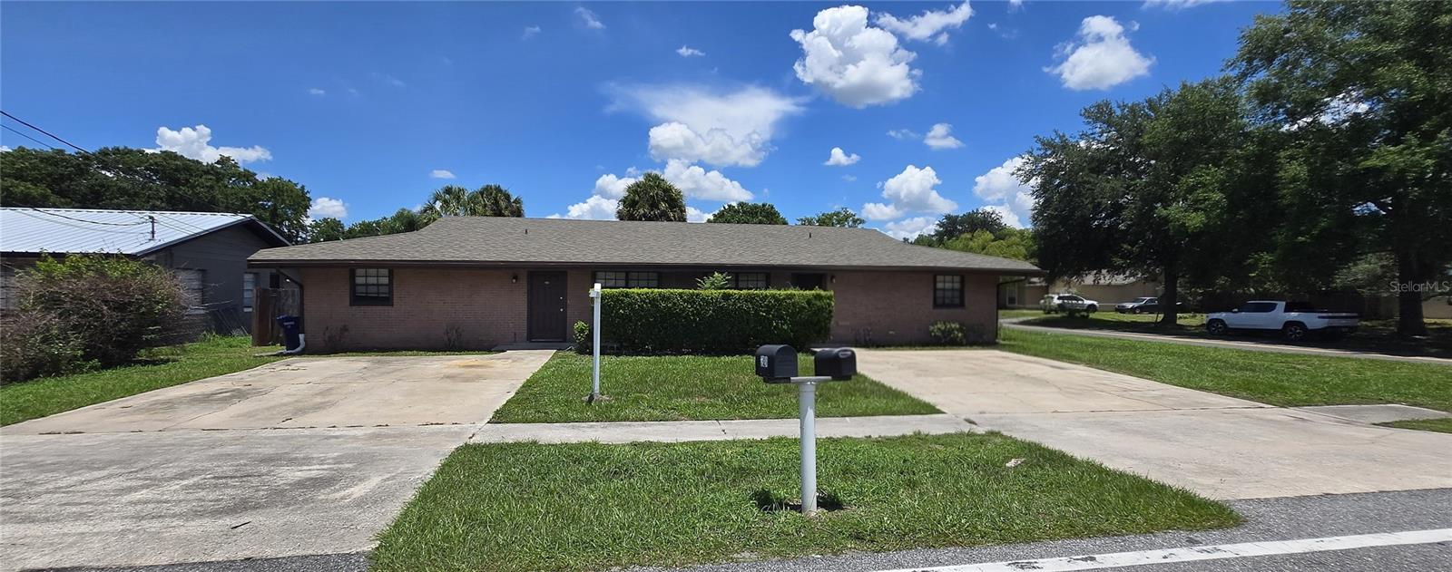 Photo of 2021 BUCKEYE ROAD WINTER HAVEN FL 33881