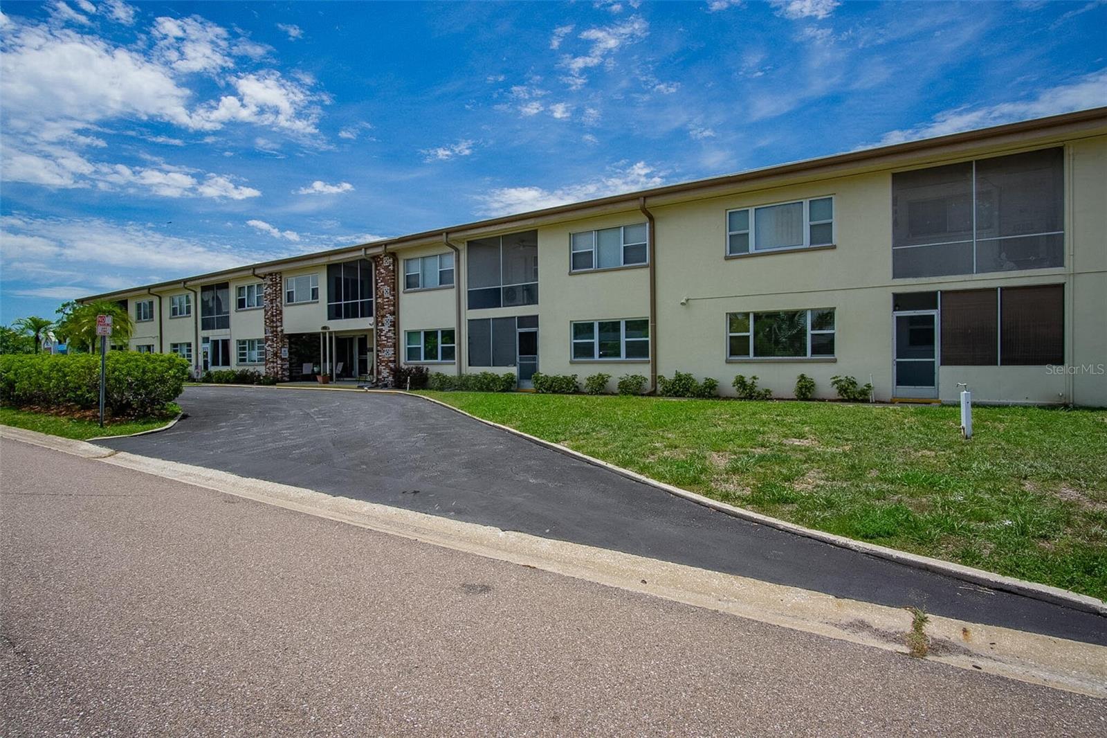 Photo of 416 73RD AVENUE #207 ST PETERSBURG FL 33702
