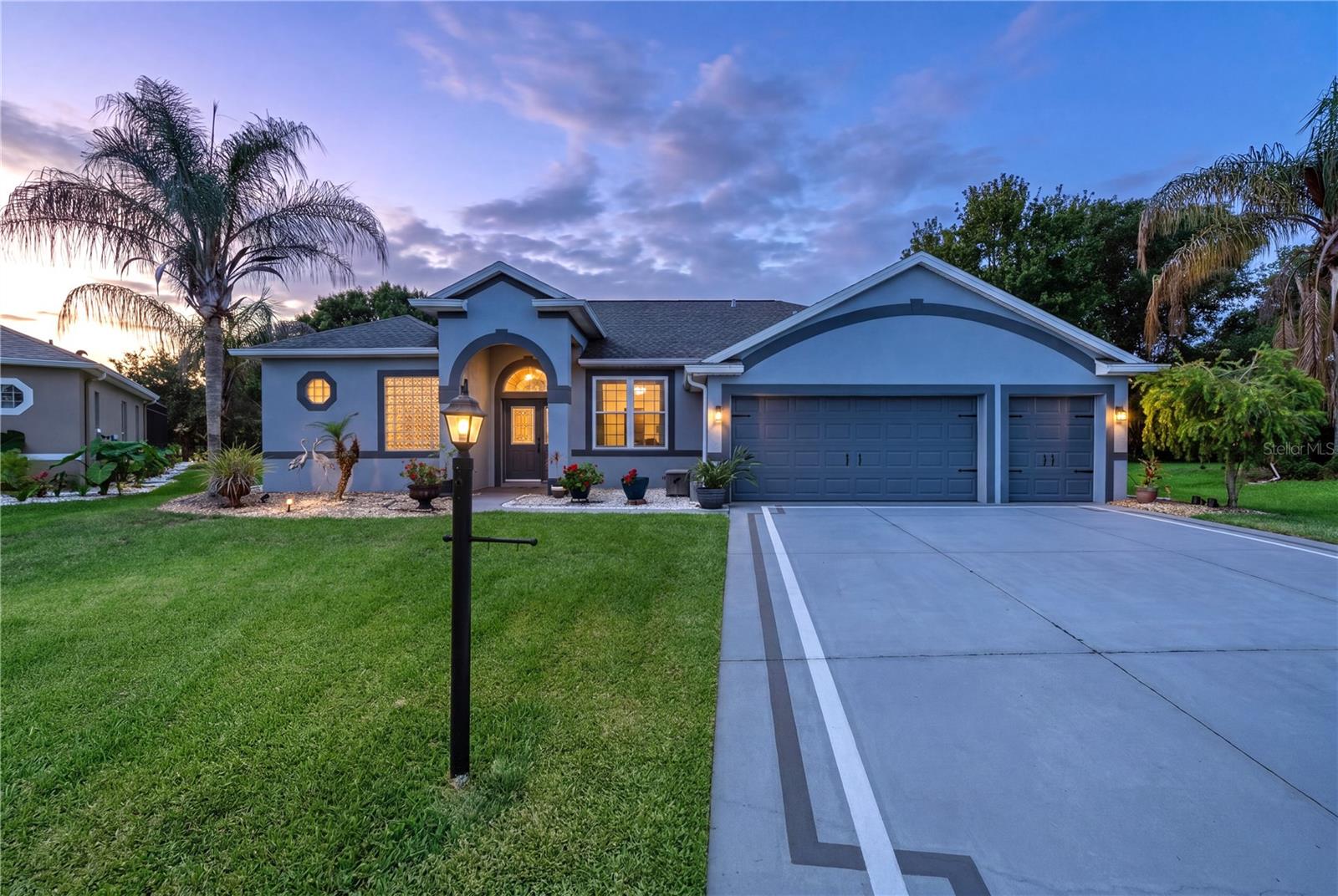 Photo of 25501 MAUREPAS LANE LEESBURG FL 34748