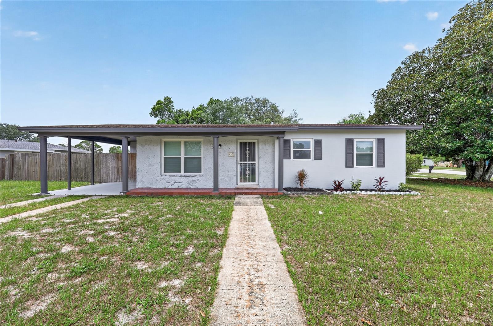 Photo of 923 HENDERSON STREET DELTONA FL 32725