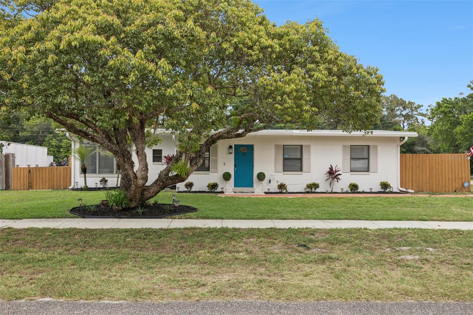Photo of 71 1ST STREET CHULUOTA FL 32766