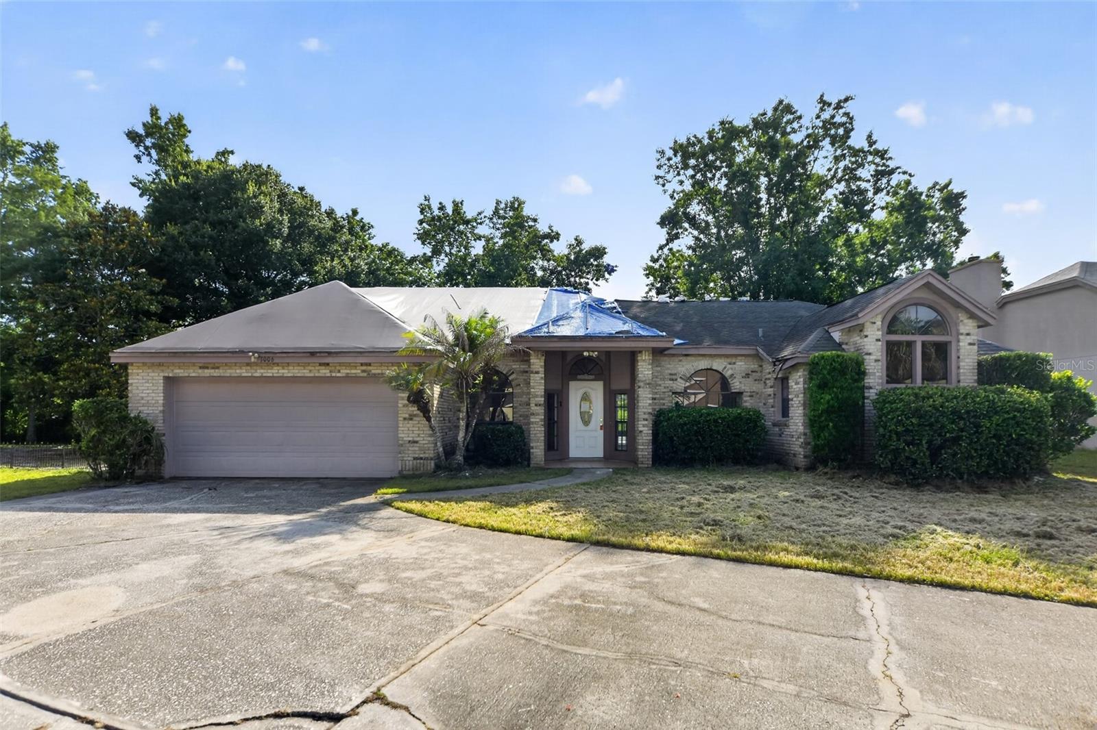 Photo of 1006 N MAGEE CREEK COURT OVIEDO FL 32765