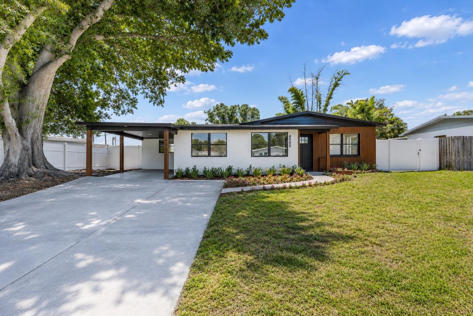 Photo of 4502 S GRADY AVENUE TAMPA FL 33611