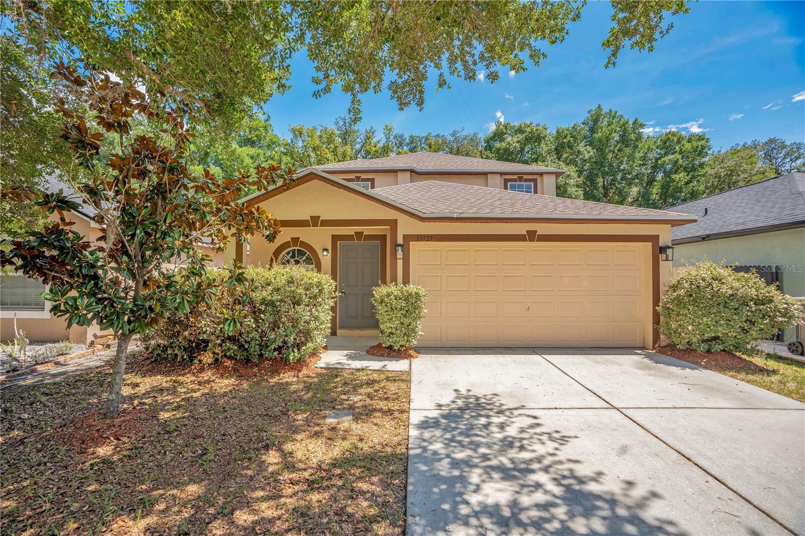 Photo of 13727 GENTLE WOODS AVENUE RIVERVIEW FL 33569