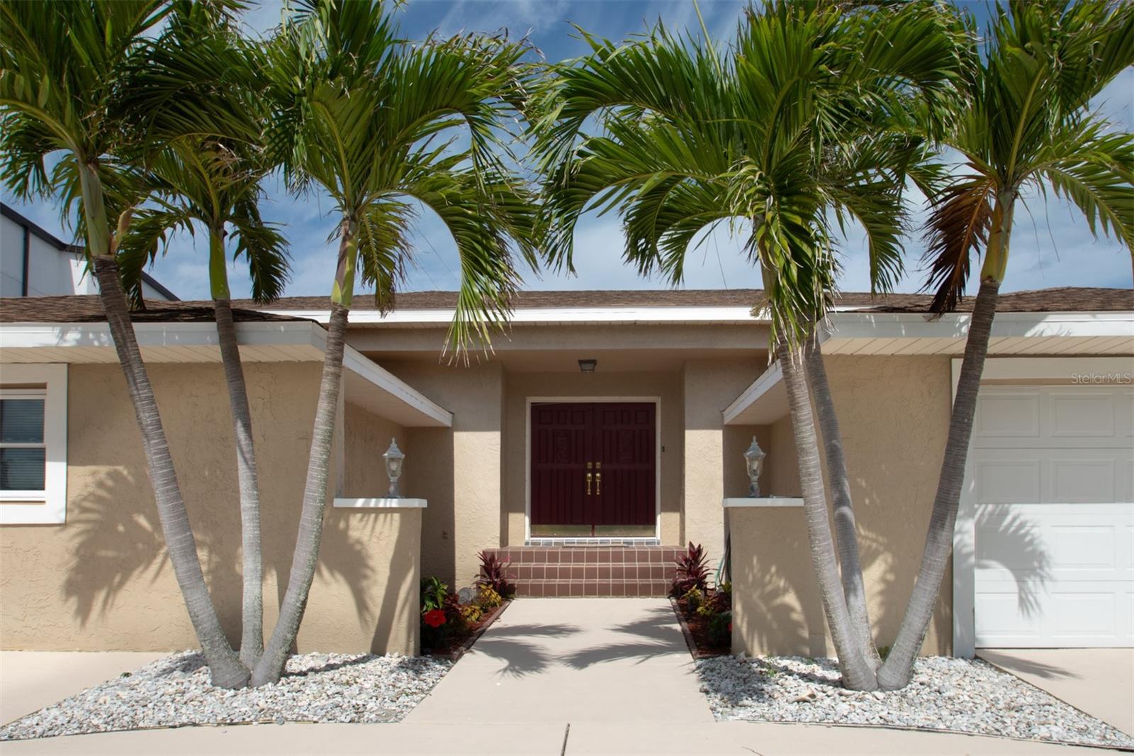 Photo of 2504 HIBISCUS DRIVE BELLEAIR BEACH FL 33786