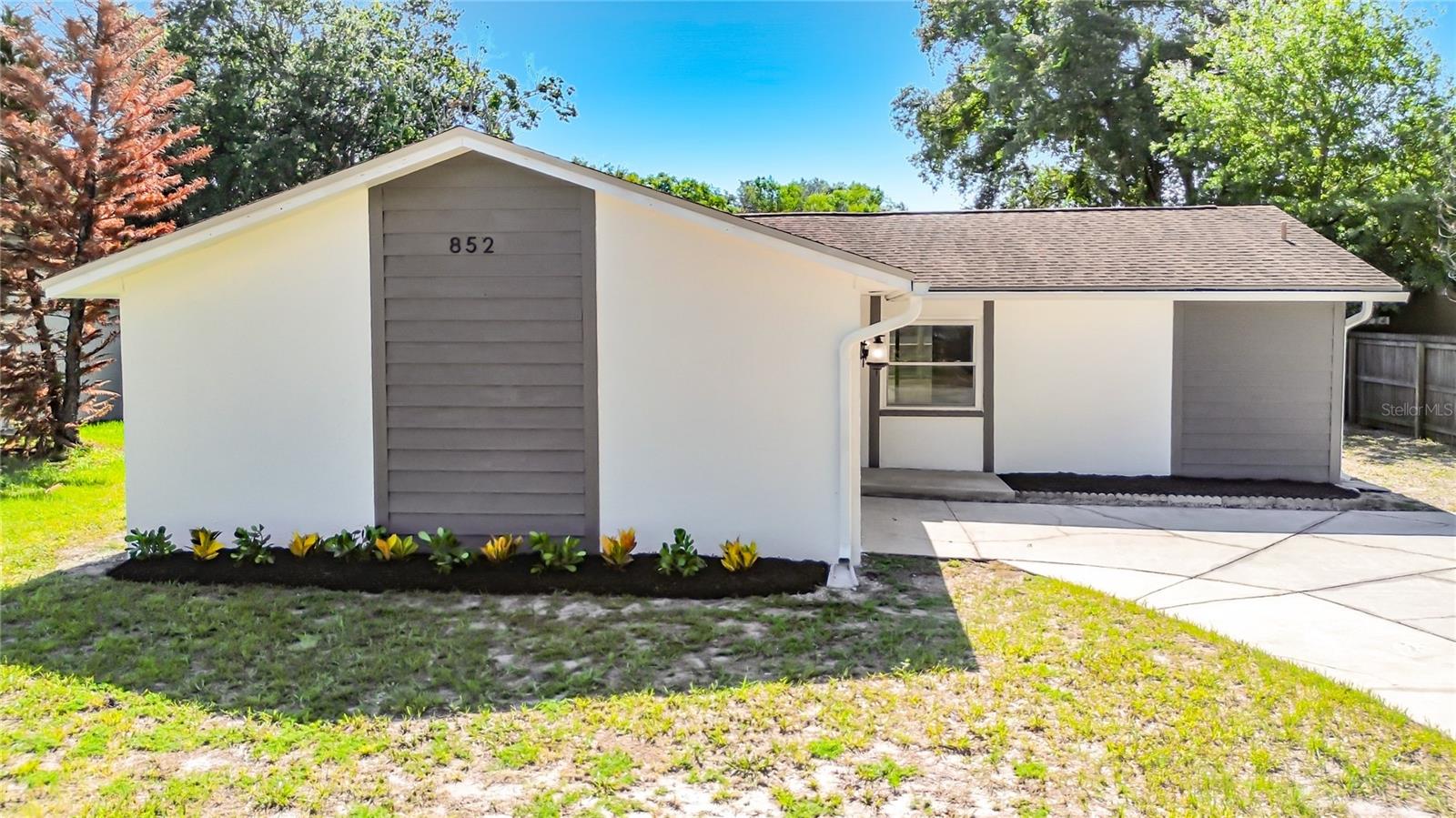 Photo of 852 CINNAMON DRIVE WINTER HAVEN FL 33880