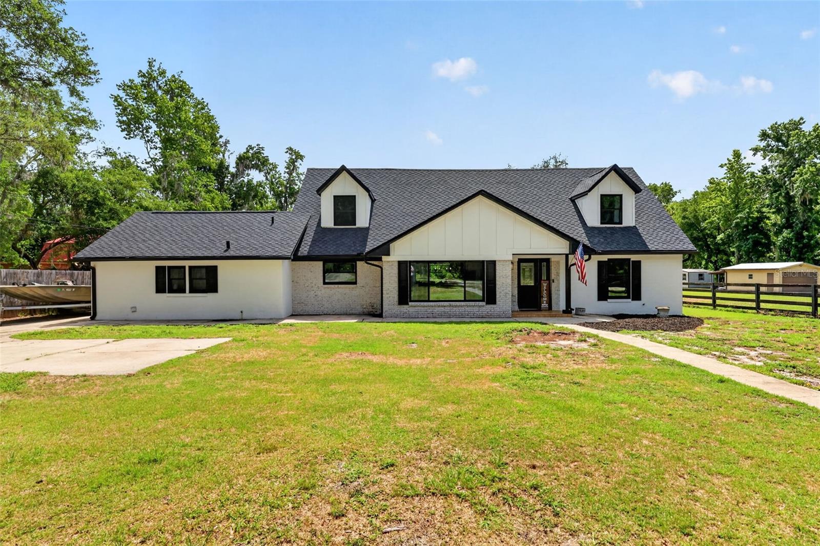 Photo of 32589 OKALOOSA TRAIL SORRENTO FL 32776