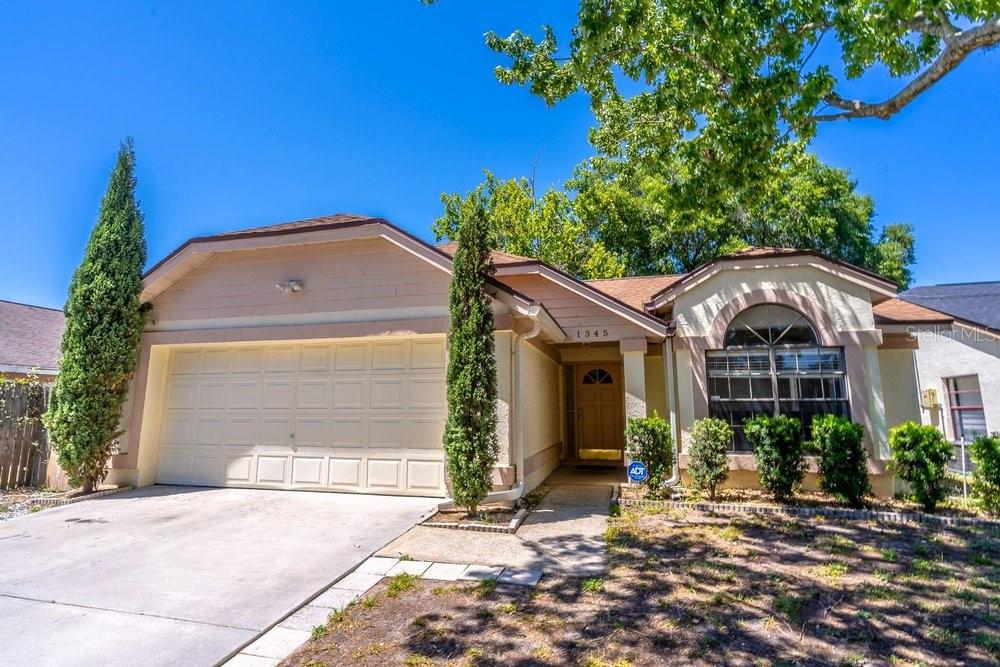 Photo of 1345 TINDARO DRIVE APOPKA FL 32703