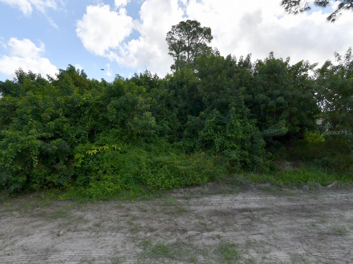 Photo of 1743 SE MANTH LANE PORT ST LUCIE FL 34983