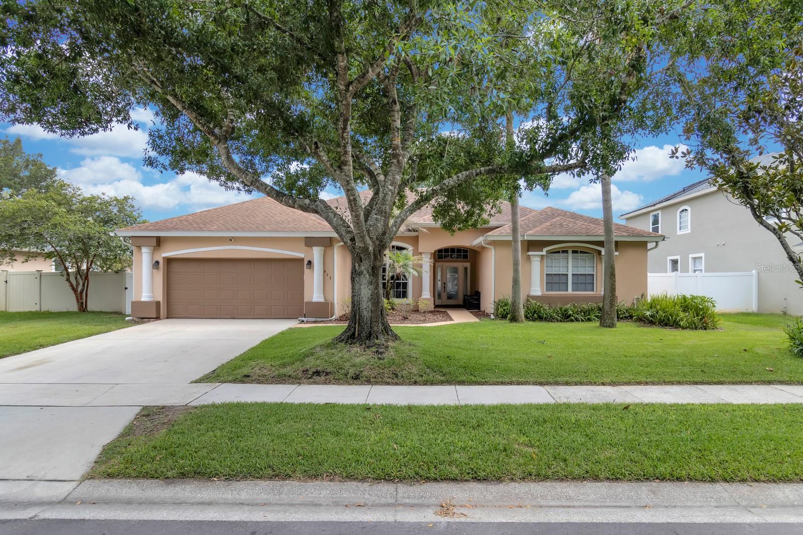 Photo of 425 MORNING BLOSSOM LANE OVIEDO FL 32765