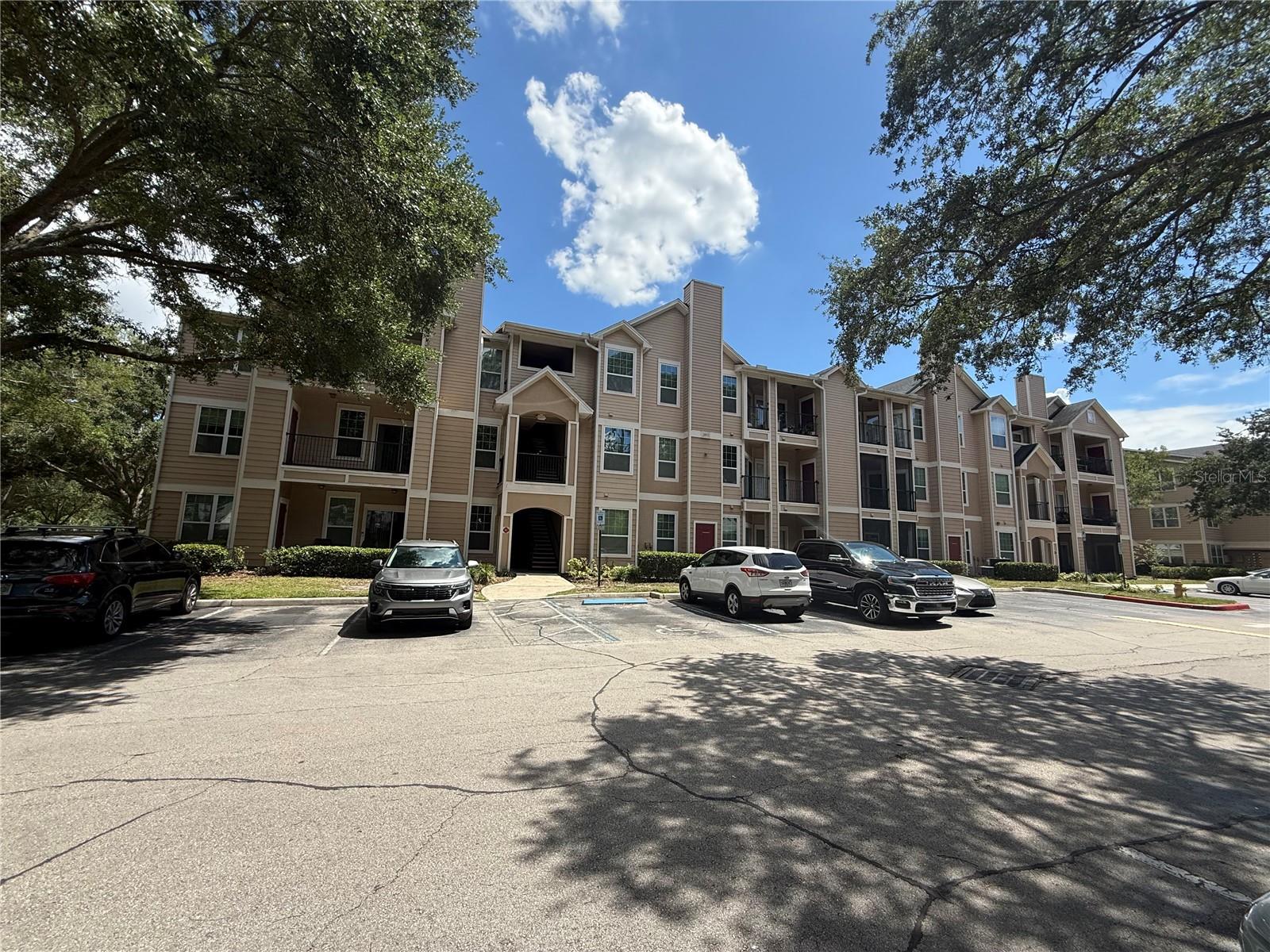 Photo of 2015 ERVING CIRCLE #102 OCOEE FL 34761