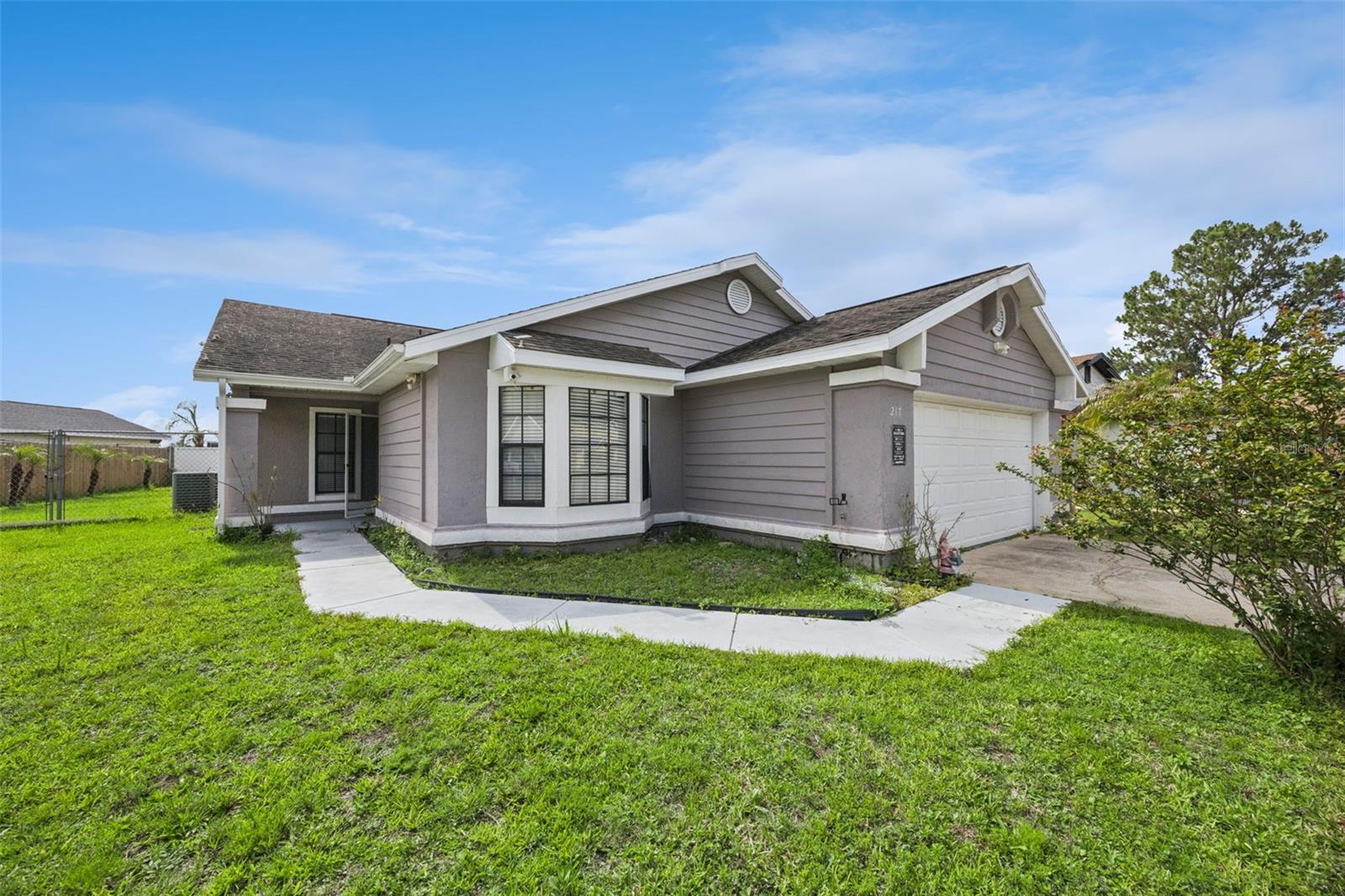 Photo of 217 OLIVEWOOD COURT KISSIMMEE FL 34743