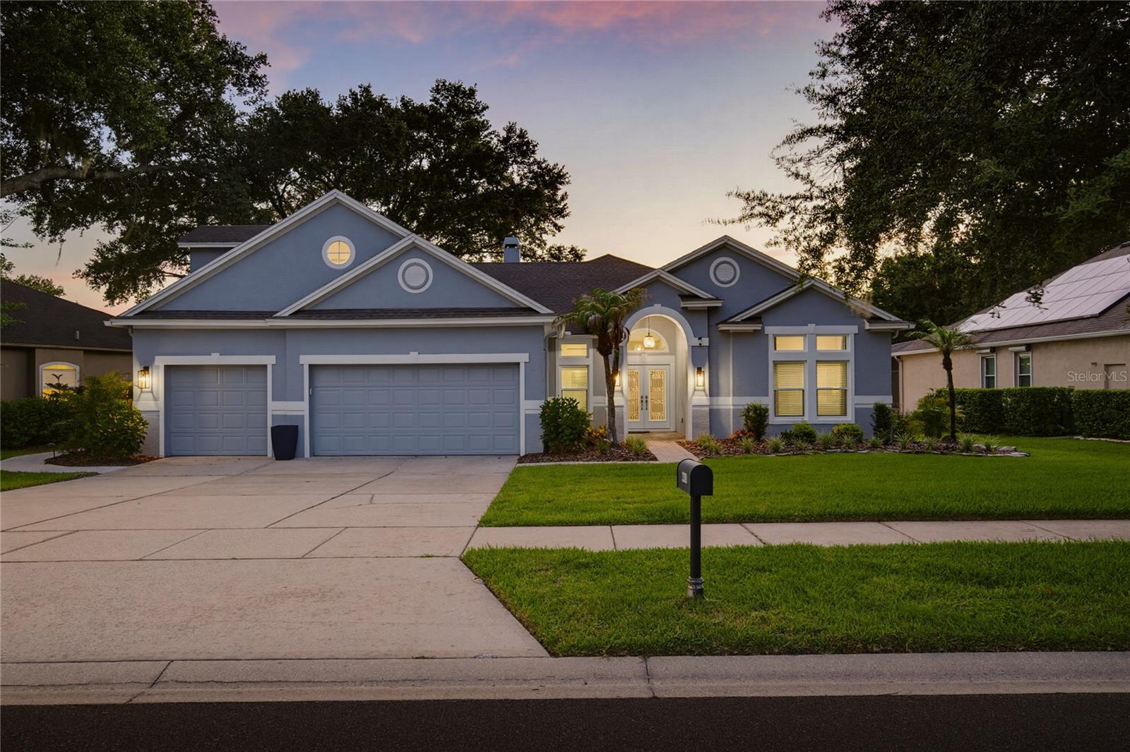 Photo of 330 ENGLISH LAKE DRIVE WINTER GARDEN FL 34787