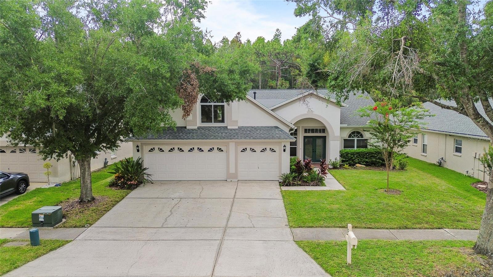 Photo of 10217 TIMBERLAND POINT DRIVE TAMPA FL 33647
