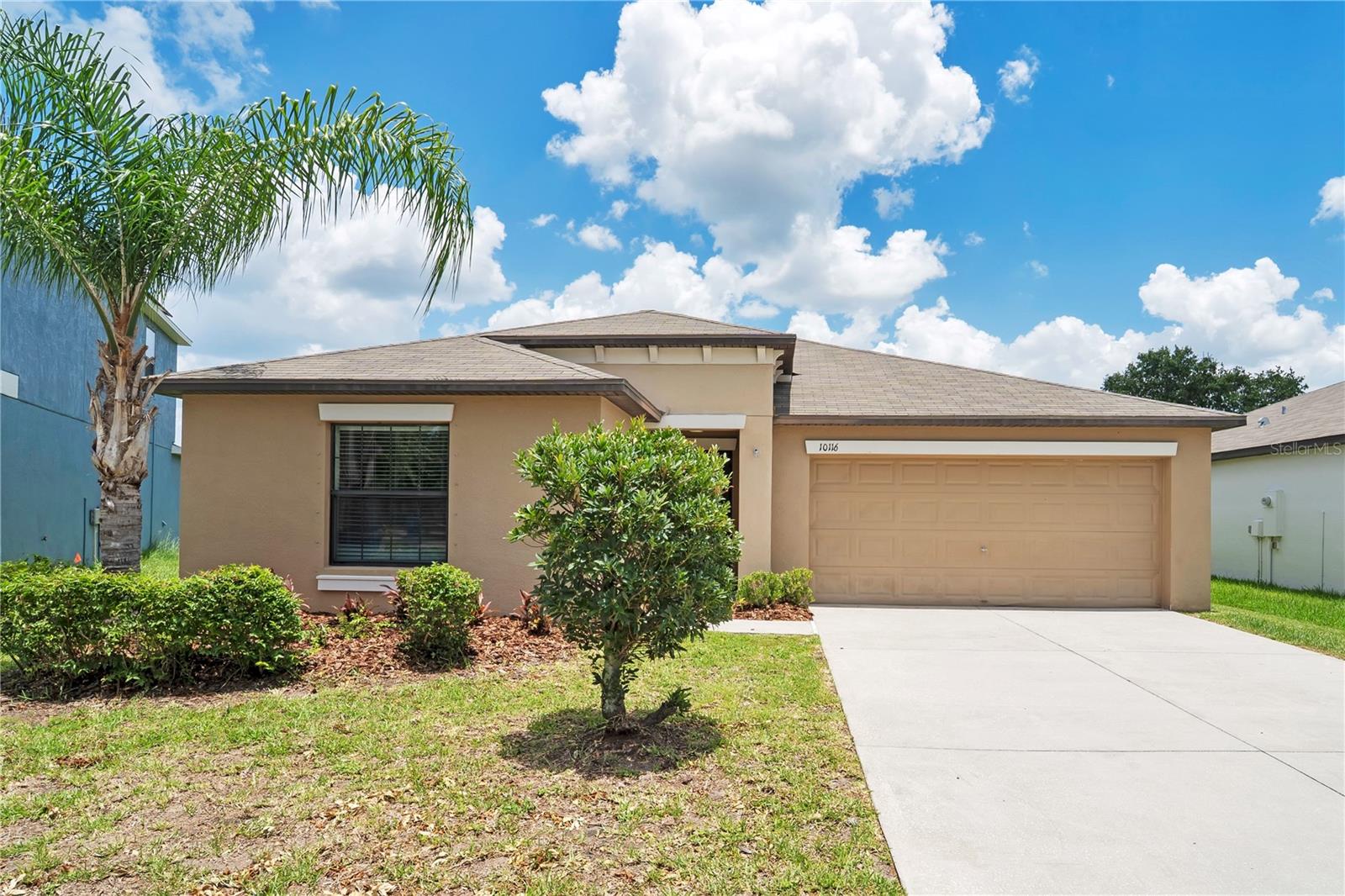 Photo of 10116 CARLOWAY HILLS DRIVE WIMAUMA FL 33598