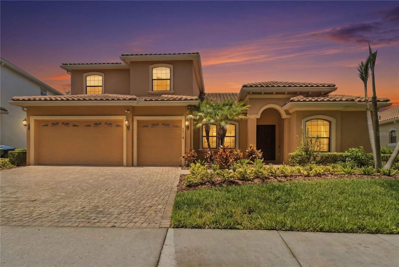 Photo of 9918 HATTON CIRCLE ORLANDO FL 32832