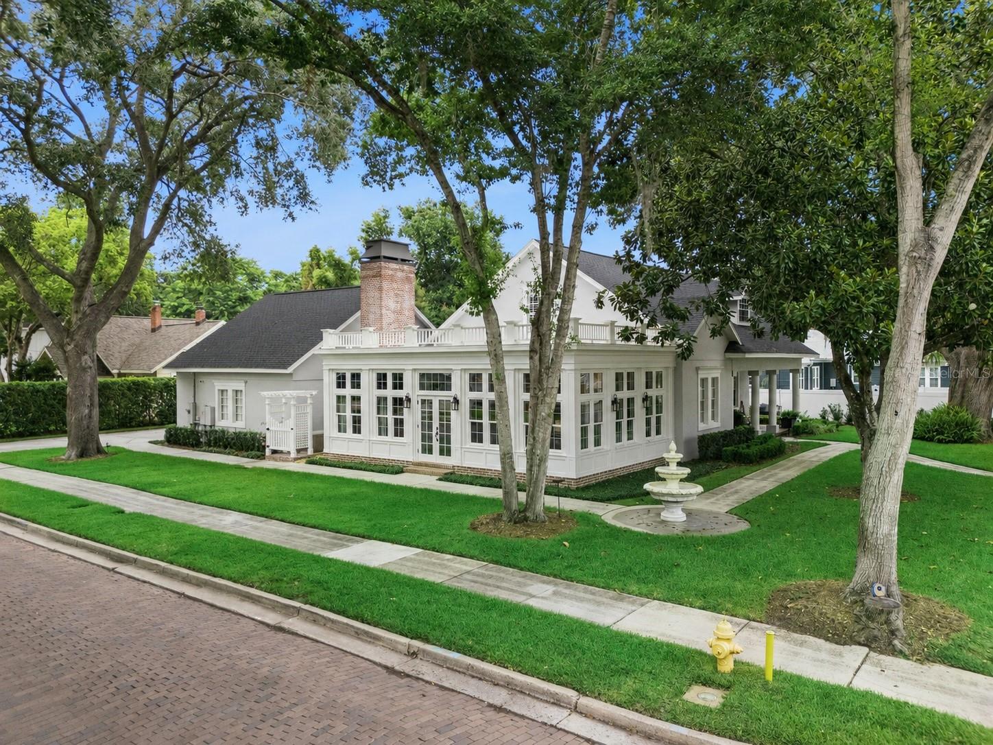 Photo of 121 W MAPLE STREET WINTER GARDEN FL 34787