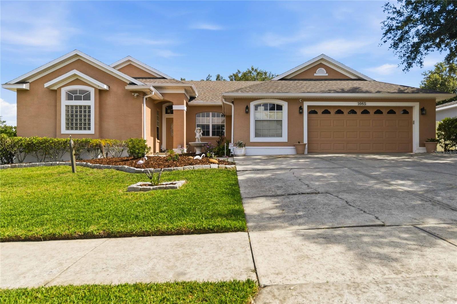Photo of 1085 CHASE DRIVE WINTER GARDEN FL 34787
